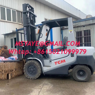 Used Tcm Forklift 3 Ton, Fd30 Diesel Manual Forklift 4.5m Stages with Side Shift for Sale