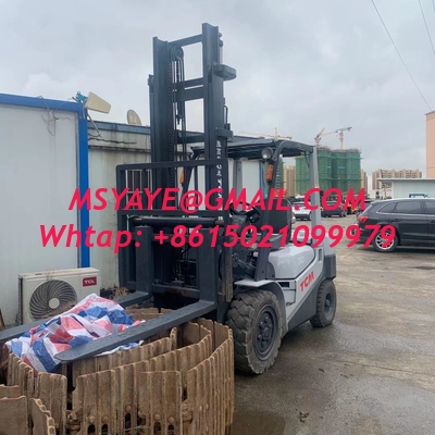 Used Tcm Forklift 3 Ton, Fd30 Diesel Manual Forklift 4.5m Stages with Side Shift for Sale